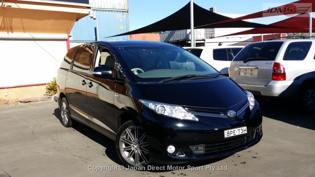 2010 TOYOTA TARAGO